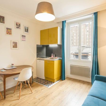 Les Toits De Paris Bed & Breakfast Exterior foto