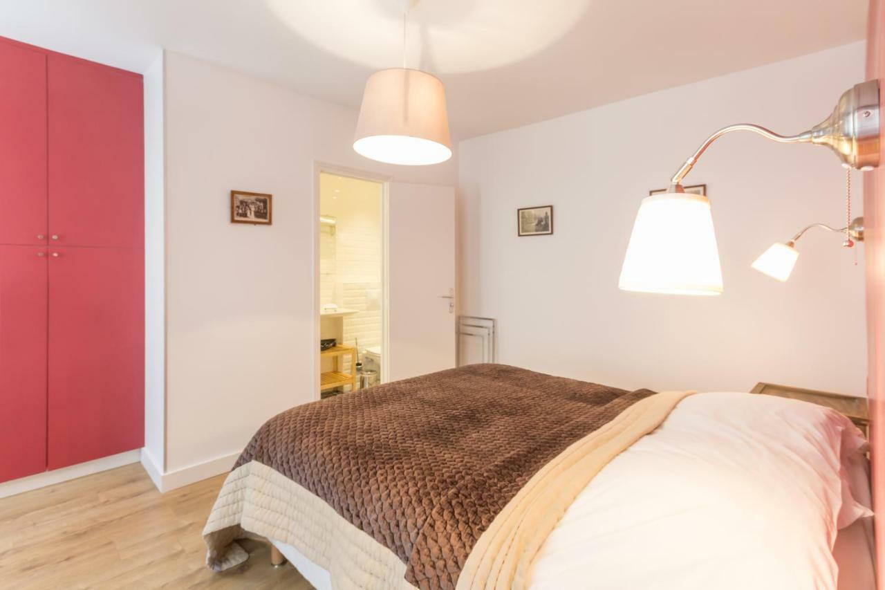 Les Toits De Paris Bed & Breakfast Exterior foto