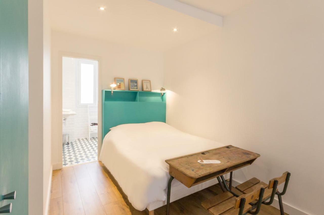 Les Toits De Paris Bed & Breakfast Exterior foto