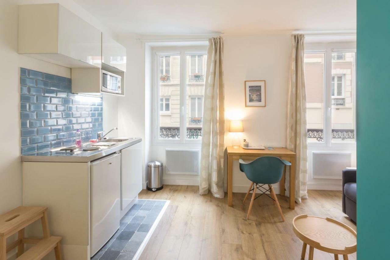 Les Toits De Paris Bed & Breakfast Exterior foto
