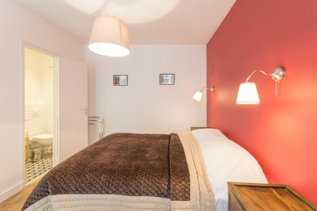 Les Toits De Paris Bed & Breakfast Exterior foto