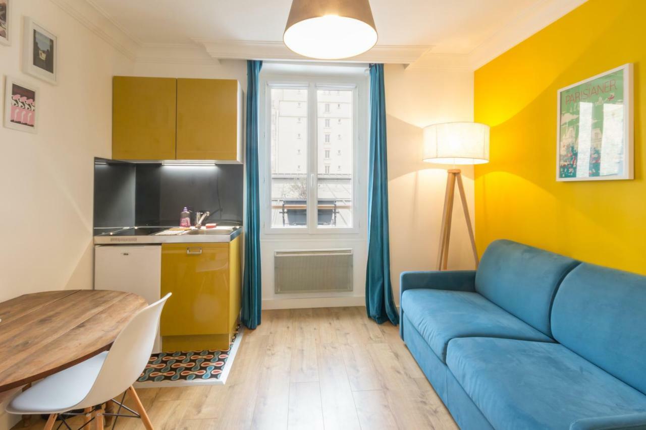 Les Toits De Paris Bed & Breakfast Exterior foto