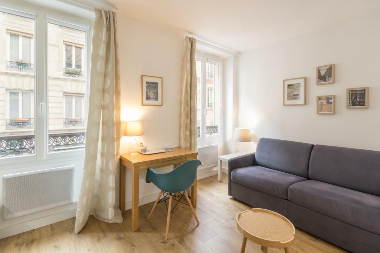 Les Toits De Paris Bed & Breakfast Exterior foto